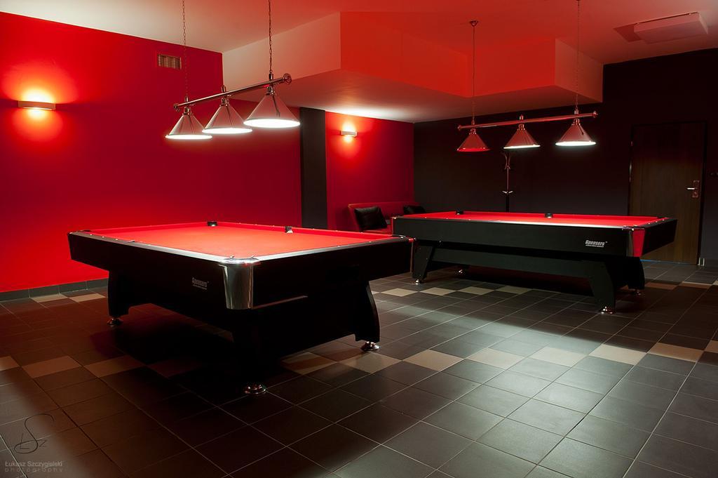 Hotel Grafit Kostomloty Pierwsze Экстерьер фото