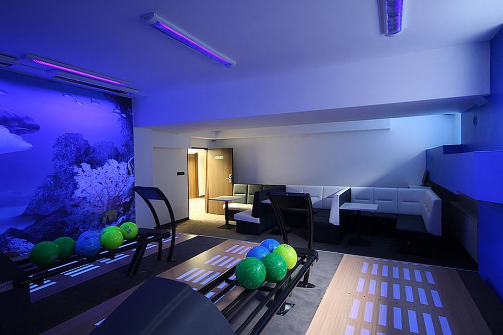 Hotel Grafit Kostomloty Pierwsze Экстерьер фото